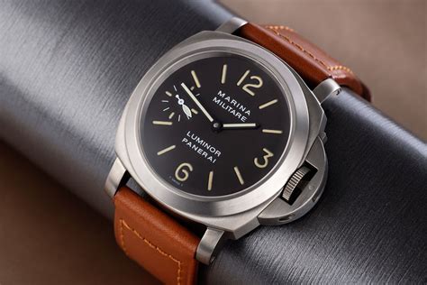 panerai 90 vs 104|Buying Guide: The Best Panerai Watches From The 1990s.